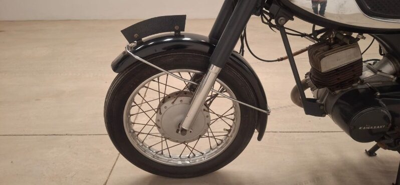 
								Original Condition 1967-1970 Kawasaki 125 B1 full									